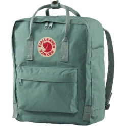 Fjallraven Kanken -Camp Life Shop kanken frost green 1